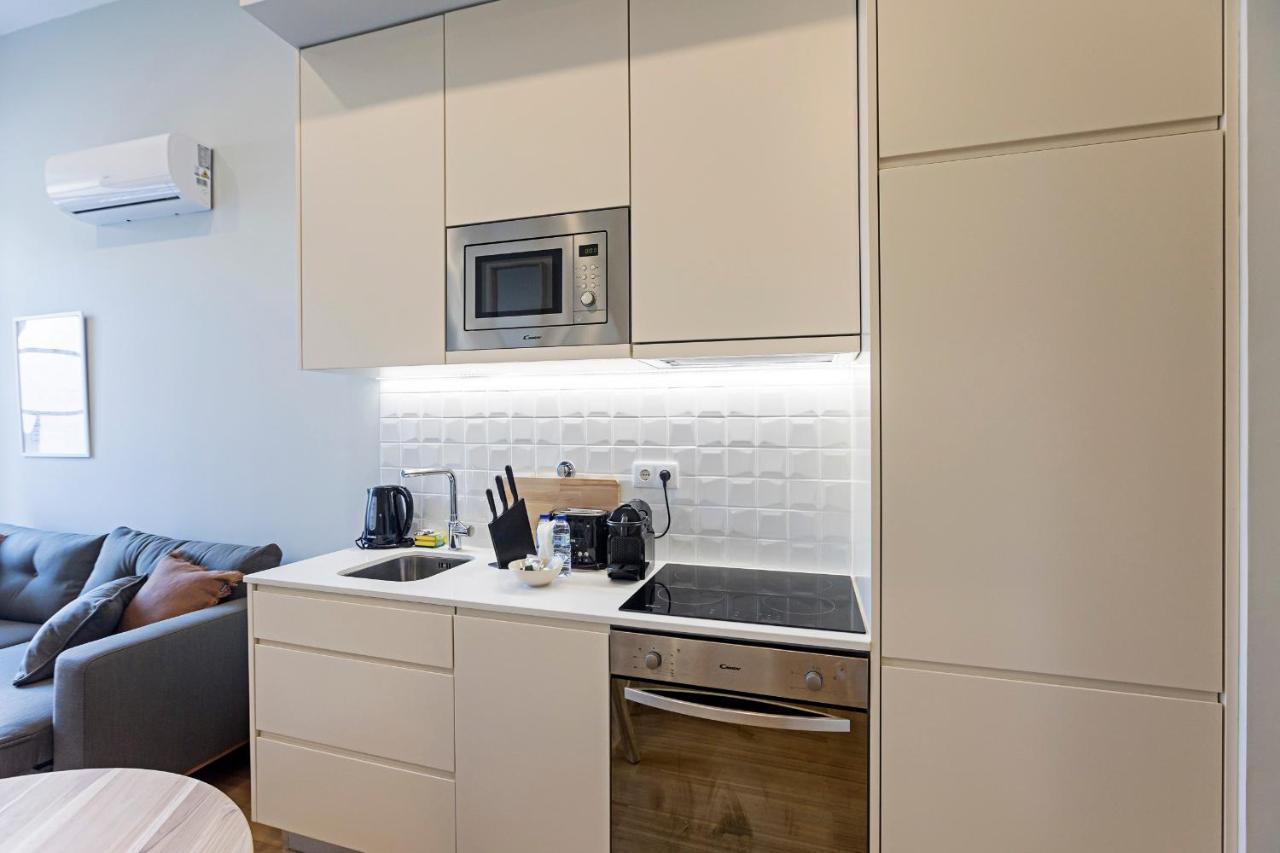 31 Janeiro 157 - Stylish 1Br W/ Ac & Balcony By Lovelystay Porto Dış mekan fotoğraf