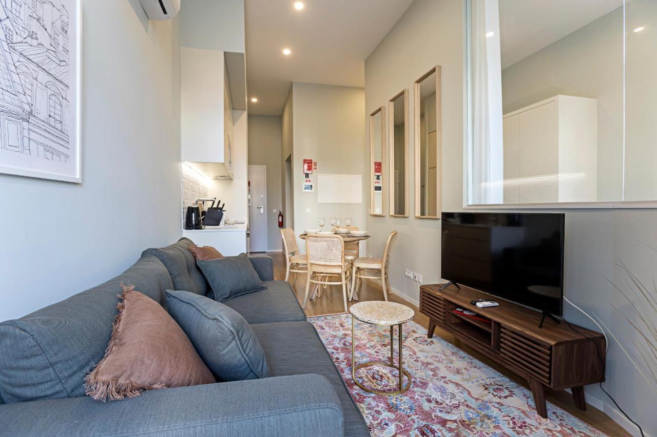 31 Janeiro 157 - Stylish 1Br W/ Ac & Balcony By Lovelystay Porto Dış mekan fotoğraf