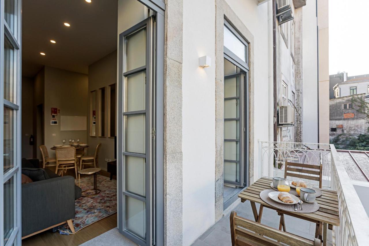 31 Janeiro 157 - Stylish 1Br W/ Ac & Balcony By Lovelystay Porto Dış mekan fotoğraf